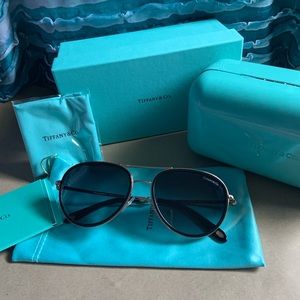 Tiffany & Co. Sunglasses 🕶